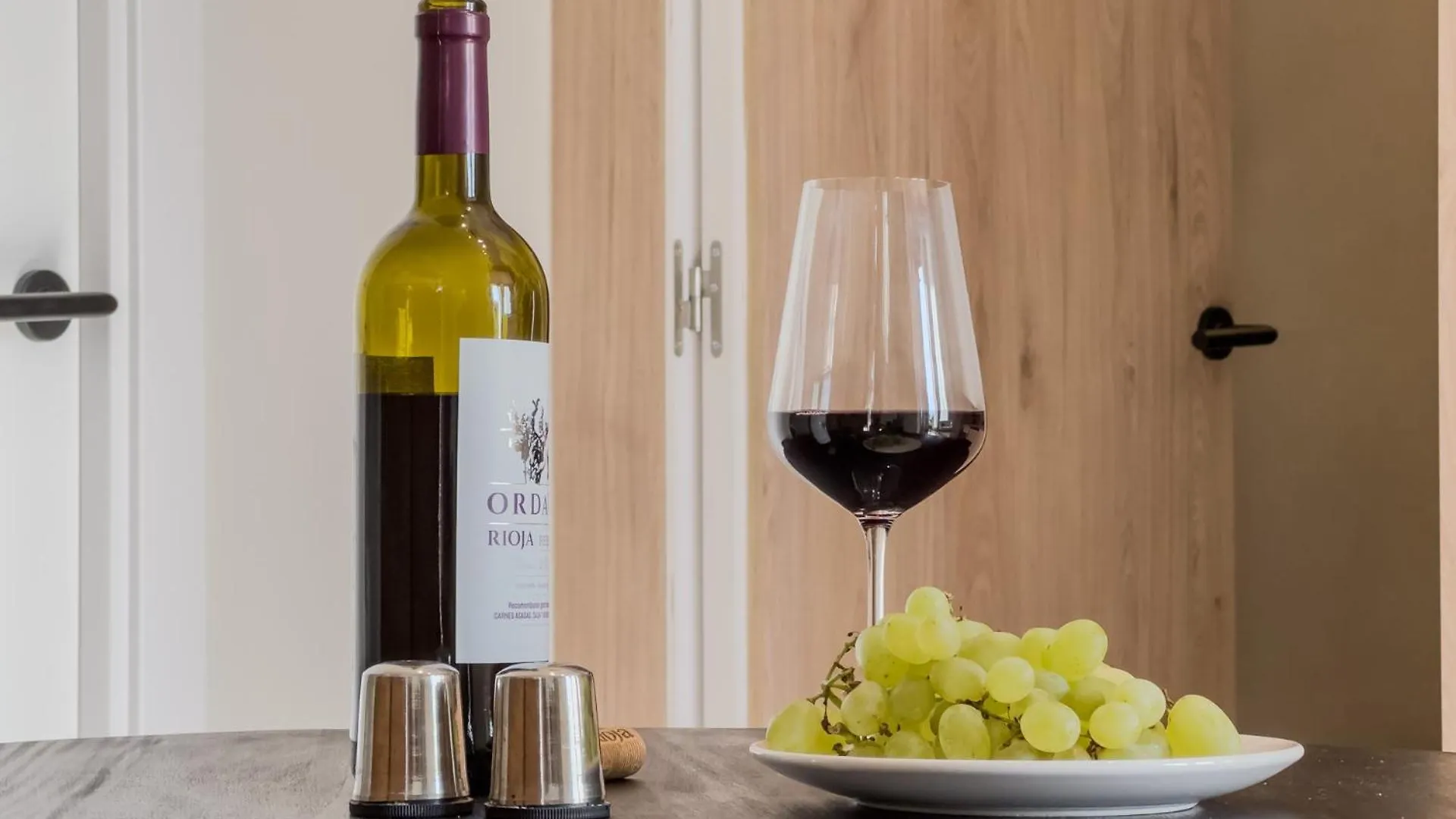 Oasis Suites Downtown Barcelona Apartamento