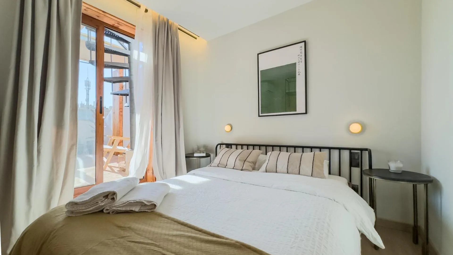 Apartment Oasis Suites Downtown Barcelona