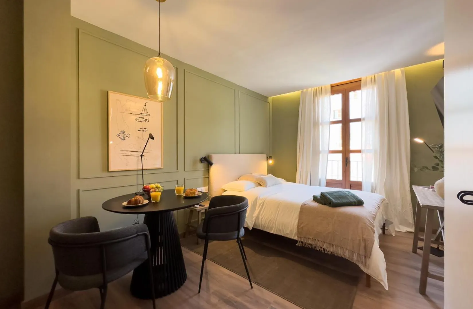 Oasis Suites Downtown Barcelona