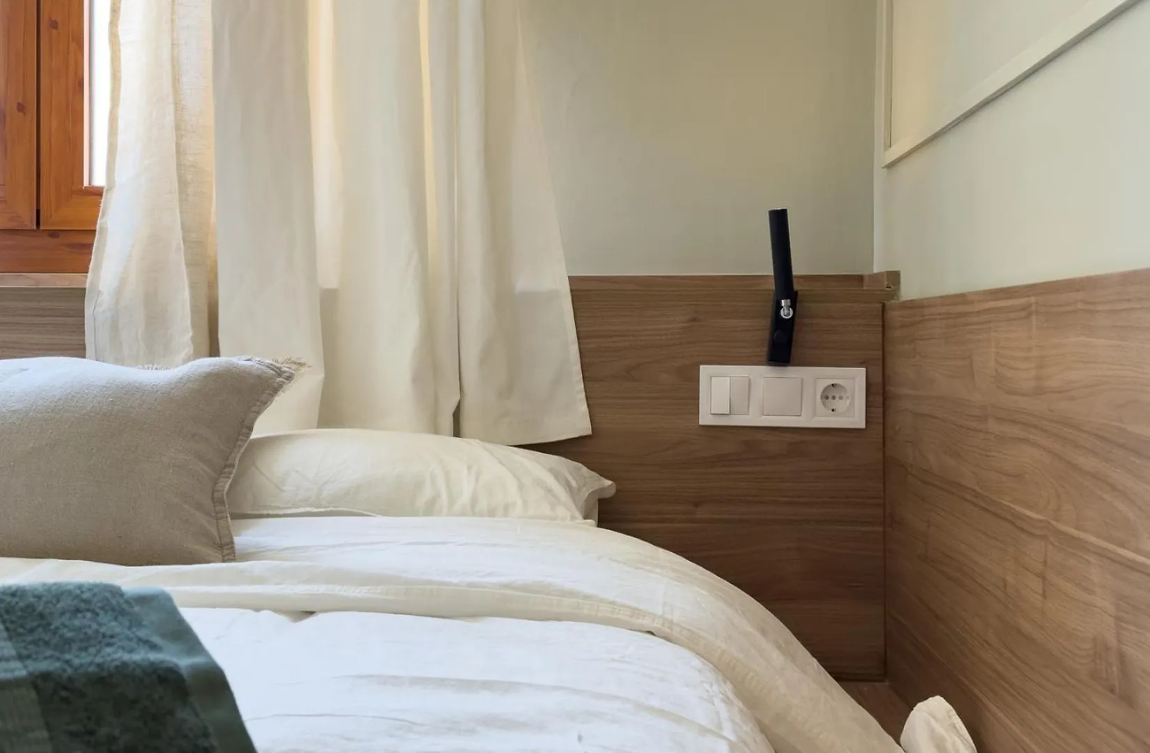 Oasis Suites Downtown Barcelona