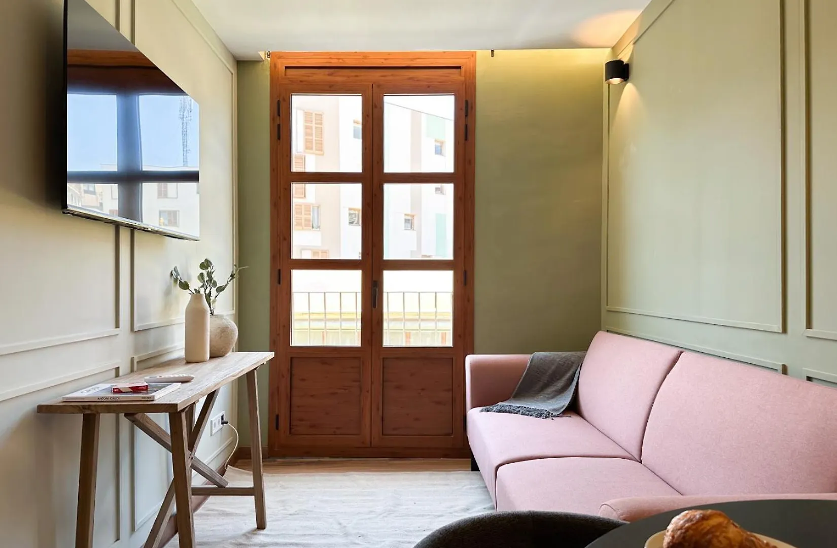 Oasis Suites Downtown Barcelona